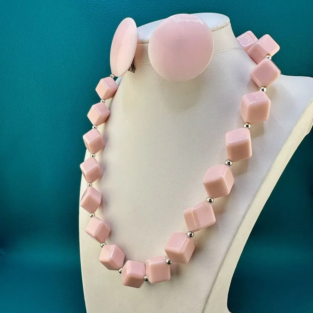 Vintage Necklace Clip Earrings Set Light Pink Acrylic Cube Bead Silver Tone 17.5